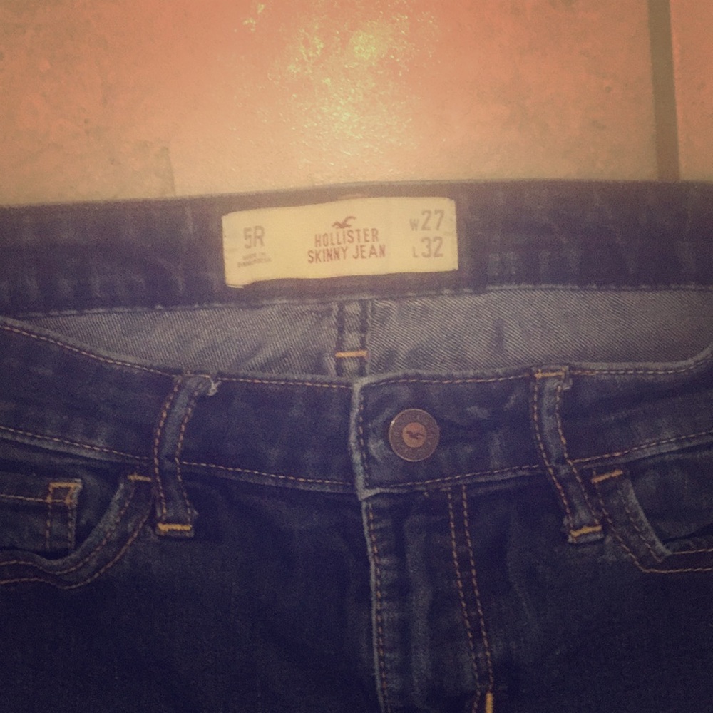 Hollister skinny jeans made in Bangladesh